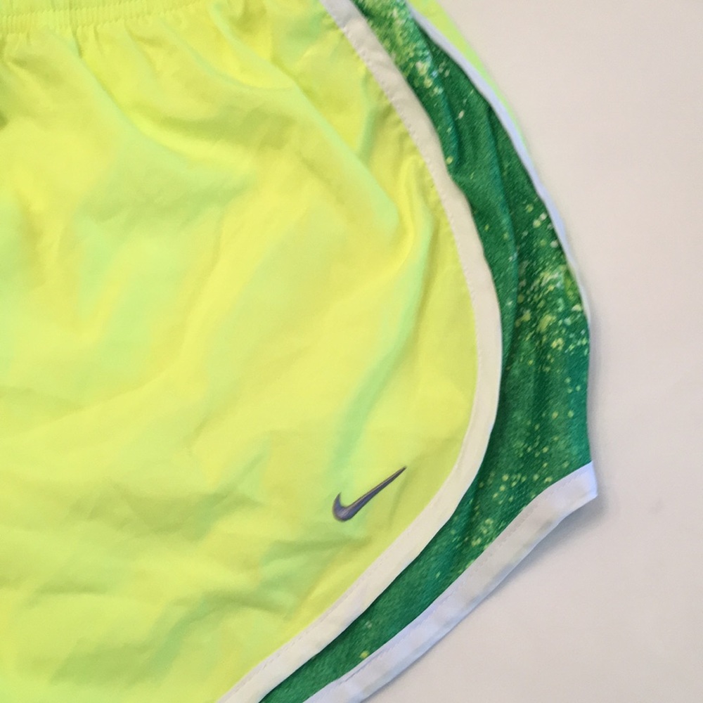 Nike women's dri fit running shorts - Picture 6 of 8